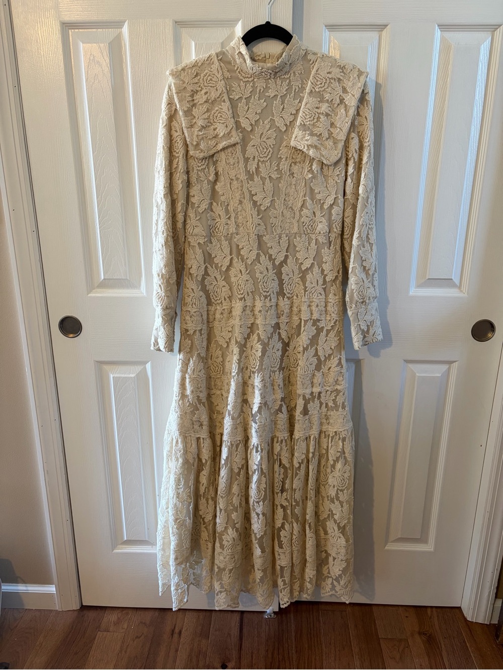 Vintage Sabrina Lachapelle Gorgeous Cream Color Lace/Embroidered Maxi Dress